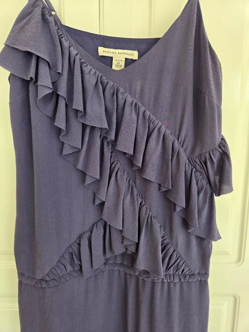 Banana Republic 100% Silk TieredRuffe Cami Mini Dress size XS Deep purple/blue